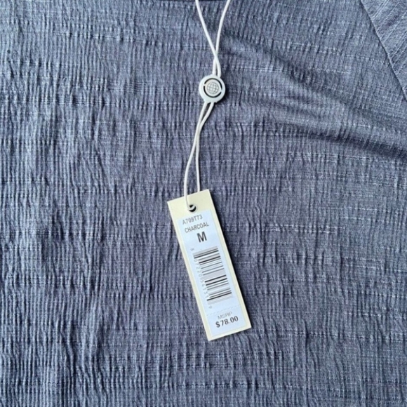 Max Studio Size M top.  Like new. - Picture 8 of 8